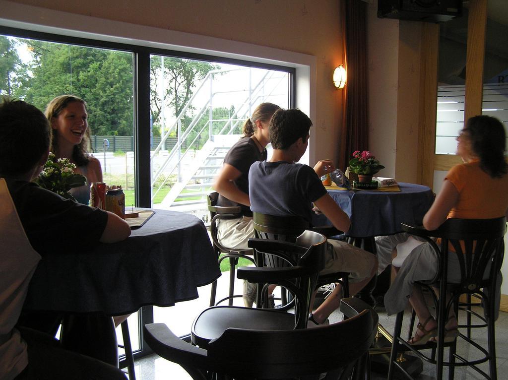 Herdersbrug Youth Hostel Brugge Bagian luar foto